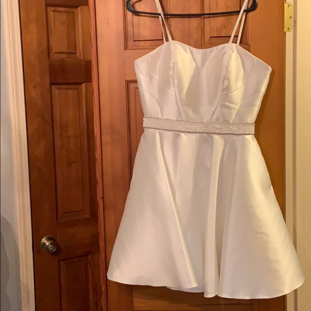 White Mini Homecoming Dress Size Large